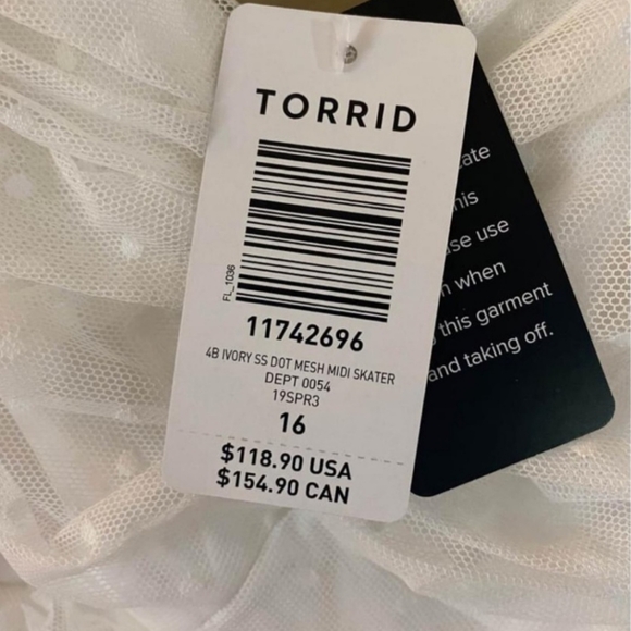 Torrid white dot midi skater dress. Size 16 - Picture 4 of 4